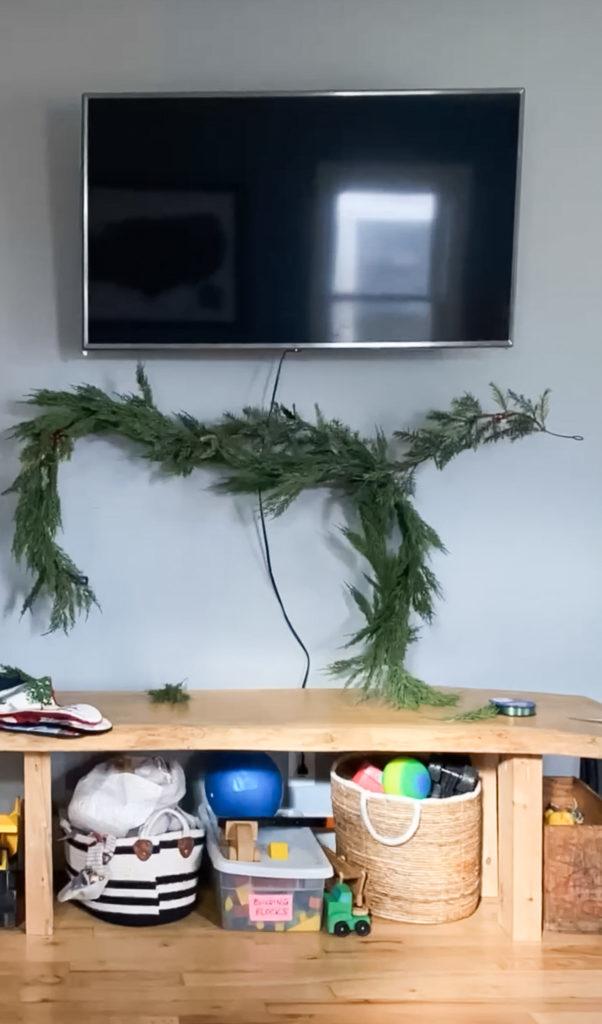 faux mantle christmas decor